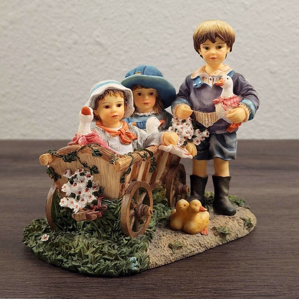 Leonardo Collection Carting Companions Christine Haworth Crisalis Figurine VTG